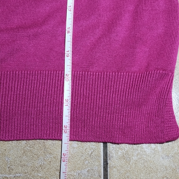 Reitmans Fushia Pink Knit Sweater Size XLP - Picture 10 of 11